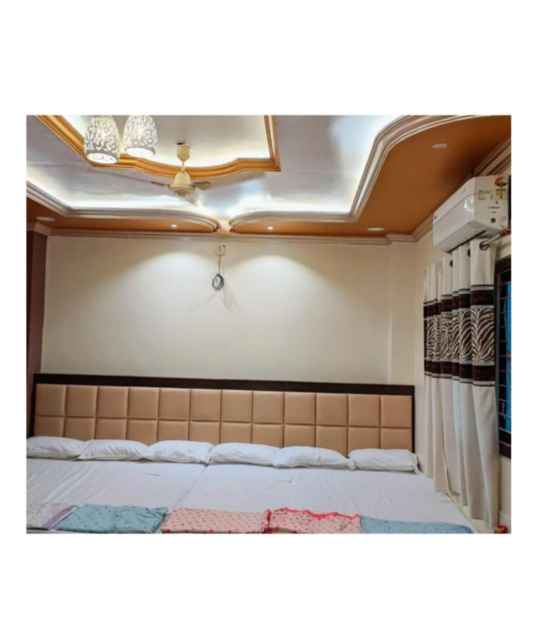 Shree Trilokeshwar Guesthouse Удджайн Екстер'єр фото