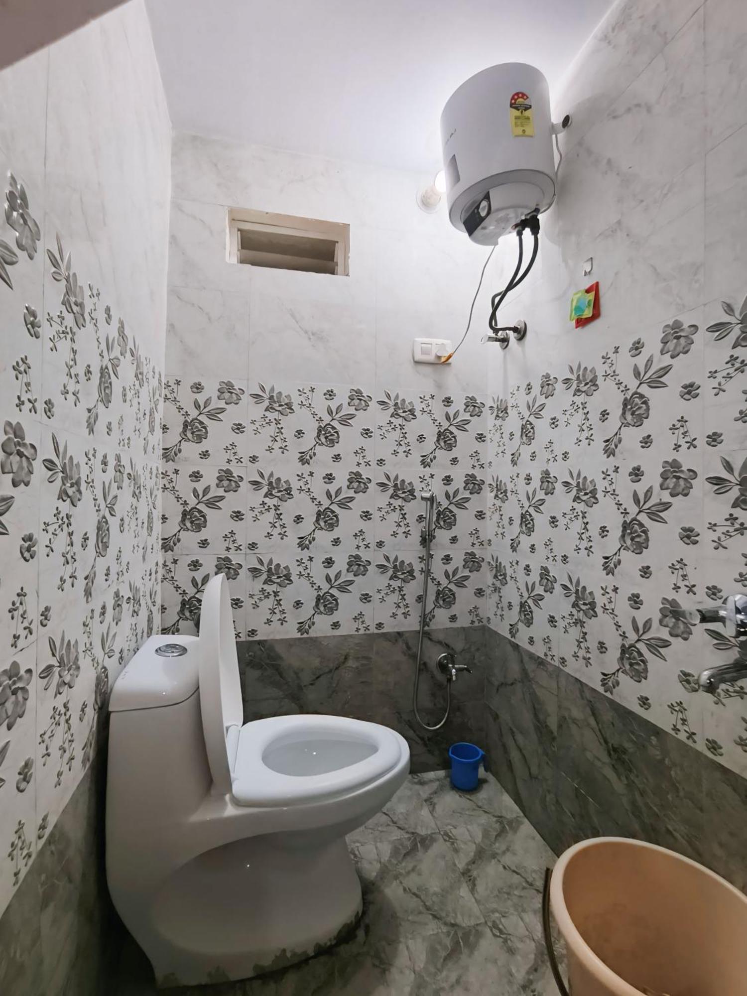 Shree Trilokeshwar Guesthouse Удджайн Екстер'єр фото